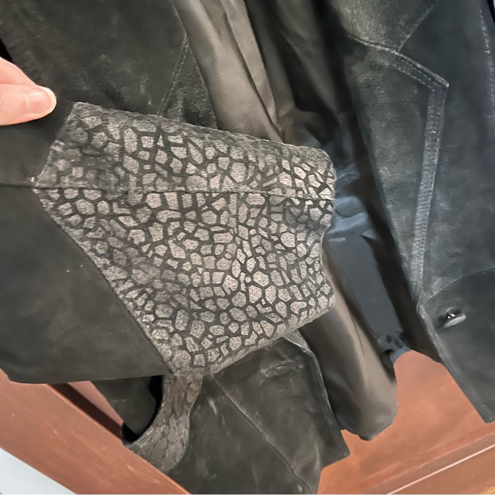 Vintage Leather Fringe Western Cowgirl Jacket - Picture 9 of 11